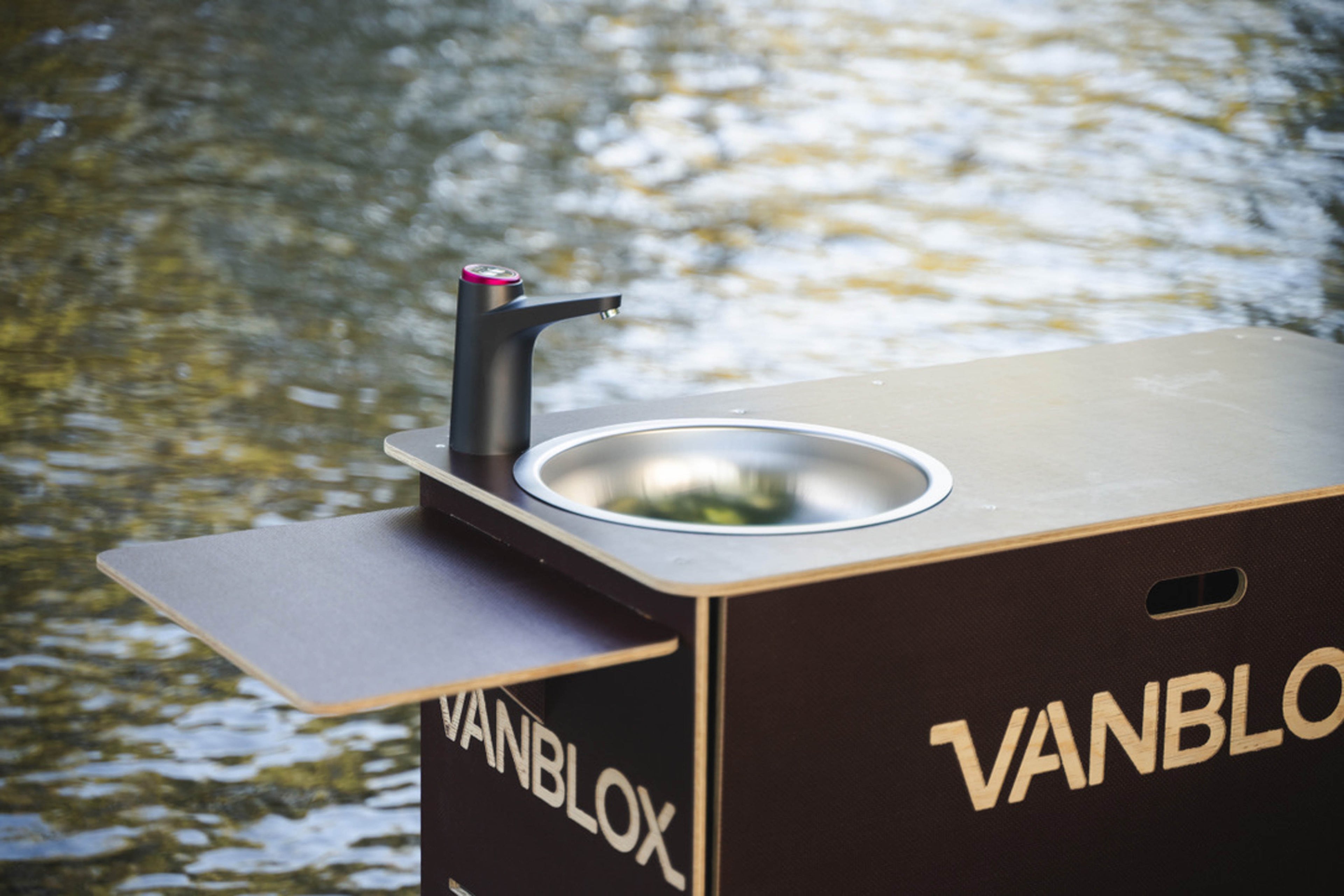 VanBlox Basecamp Duo