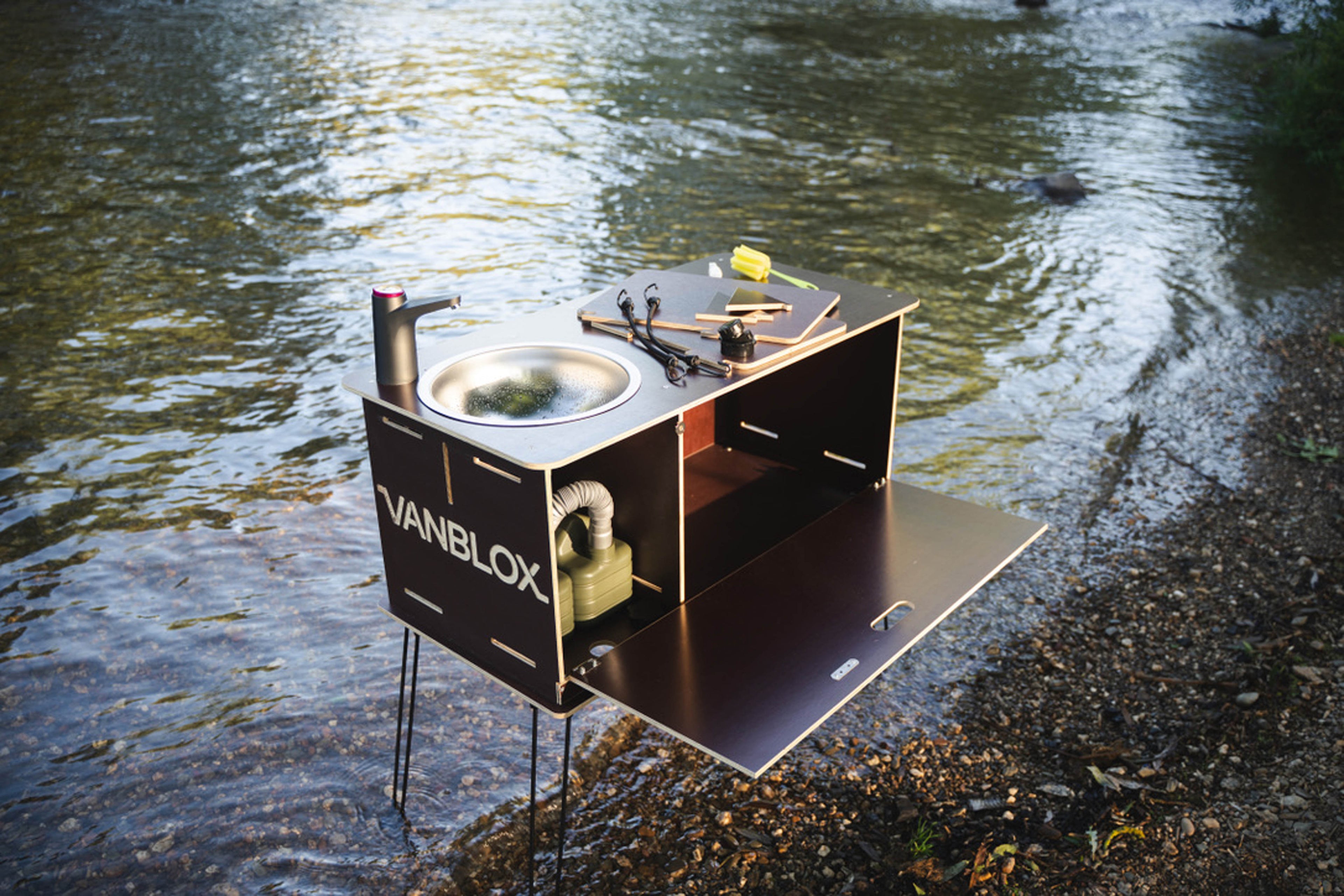 VanBlox Basecamp Duo